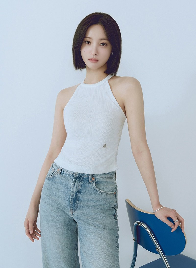 Recent activity shot of Yeonwoo