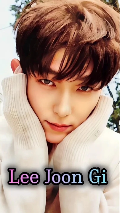 Behind-the-scenes cut of Lee Joongi