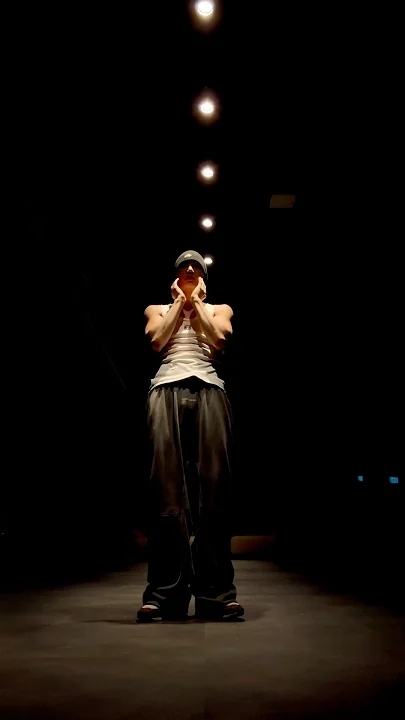 KAI background image recommended by Choeaedol Celeb fandom