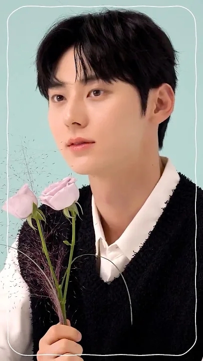 Emotional wallpaper shared by fans for Hwang Minhyun