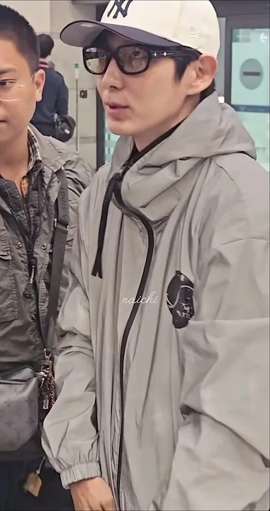 Latest photo of Lee Joongi