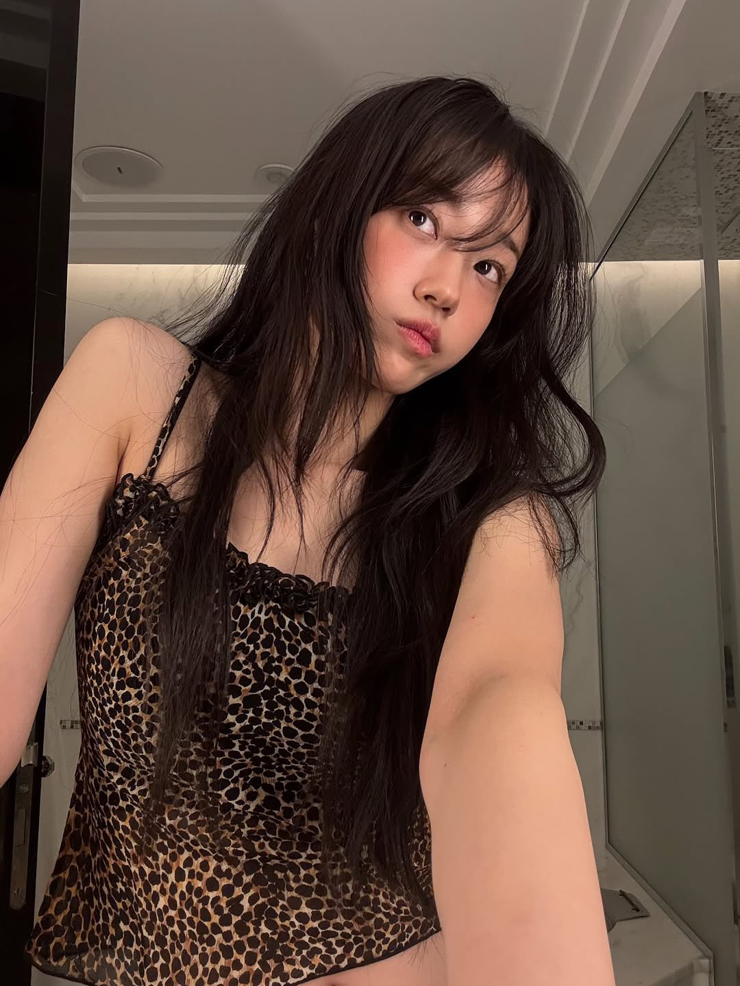 Recent activity shot of Roh Yoonseo
