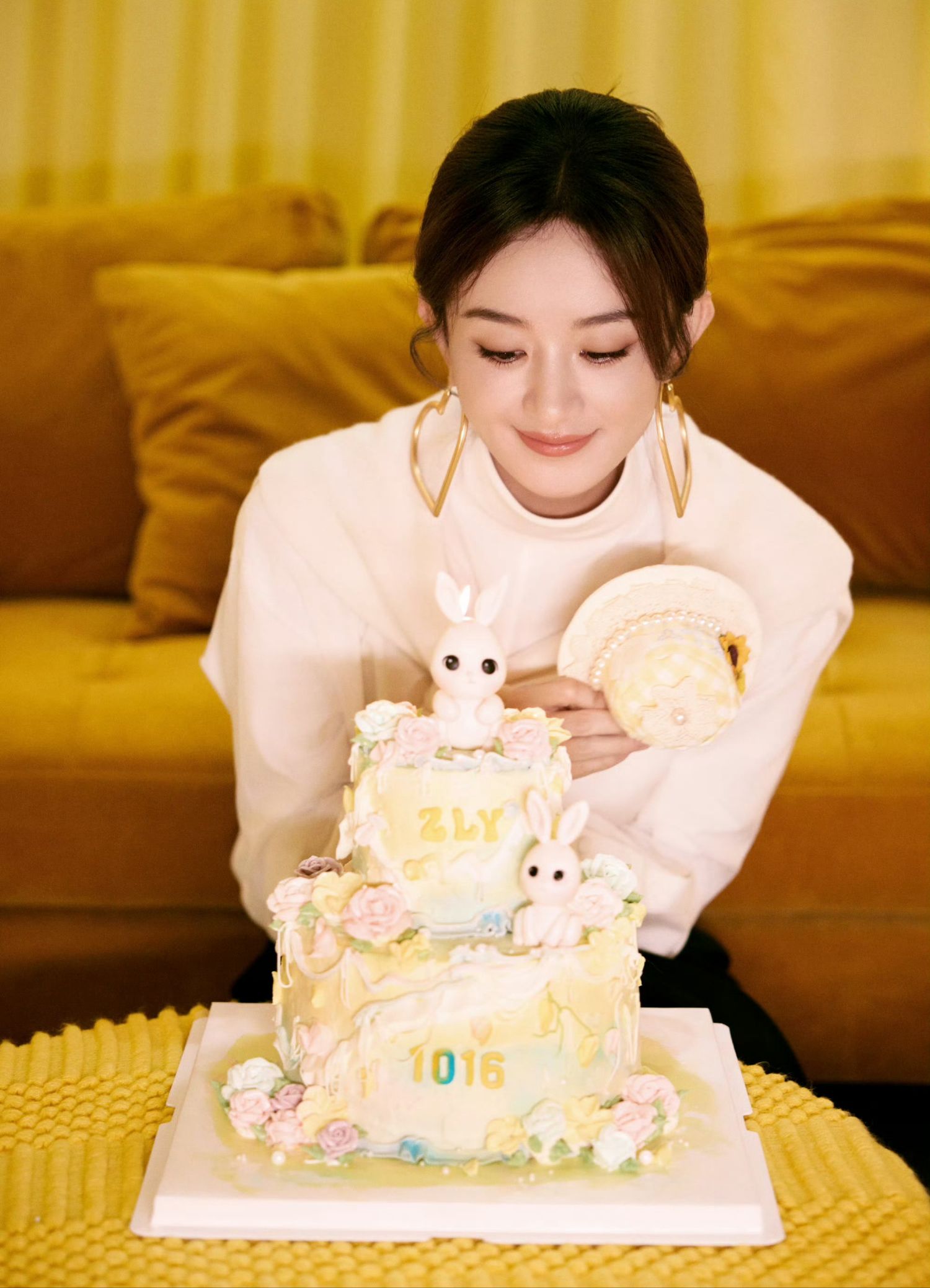 Behind-the-scenes cut of Zhao Liying