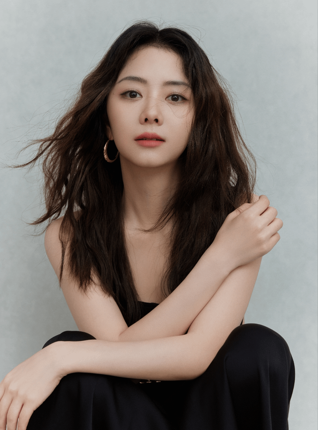 Latest photo of Tan Song Yun