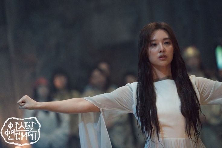 Behind-the-scenes cut of Kim Jiwon