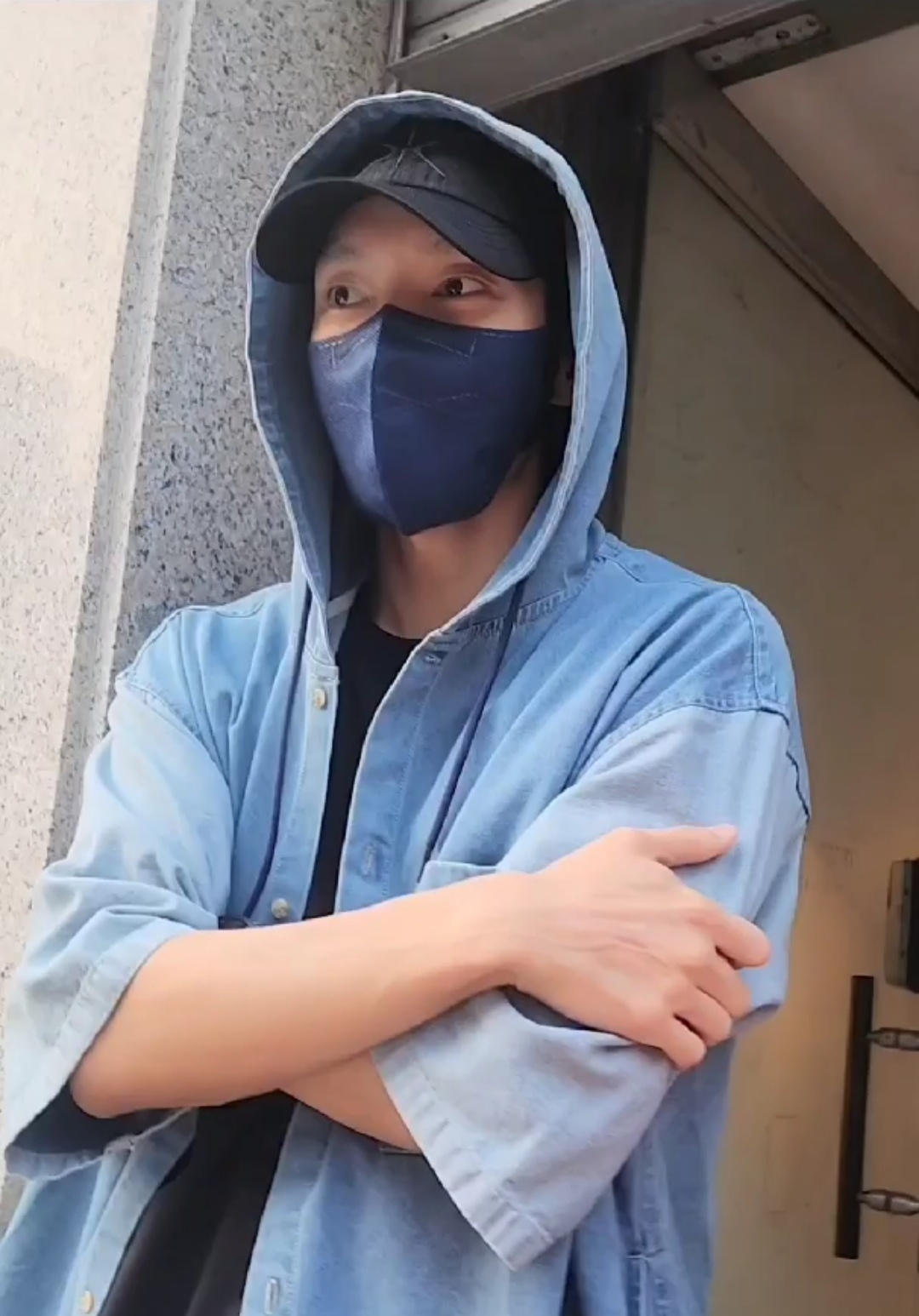Recent activity shot of Lee Joongi