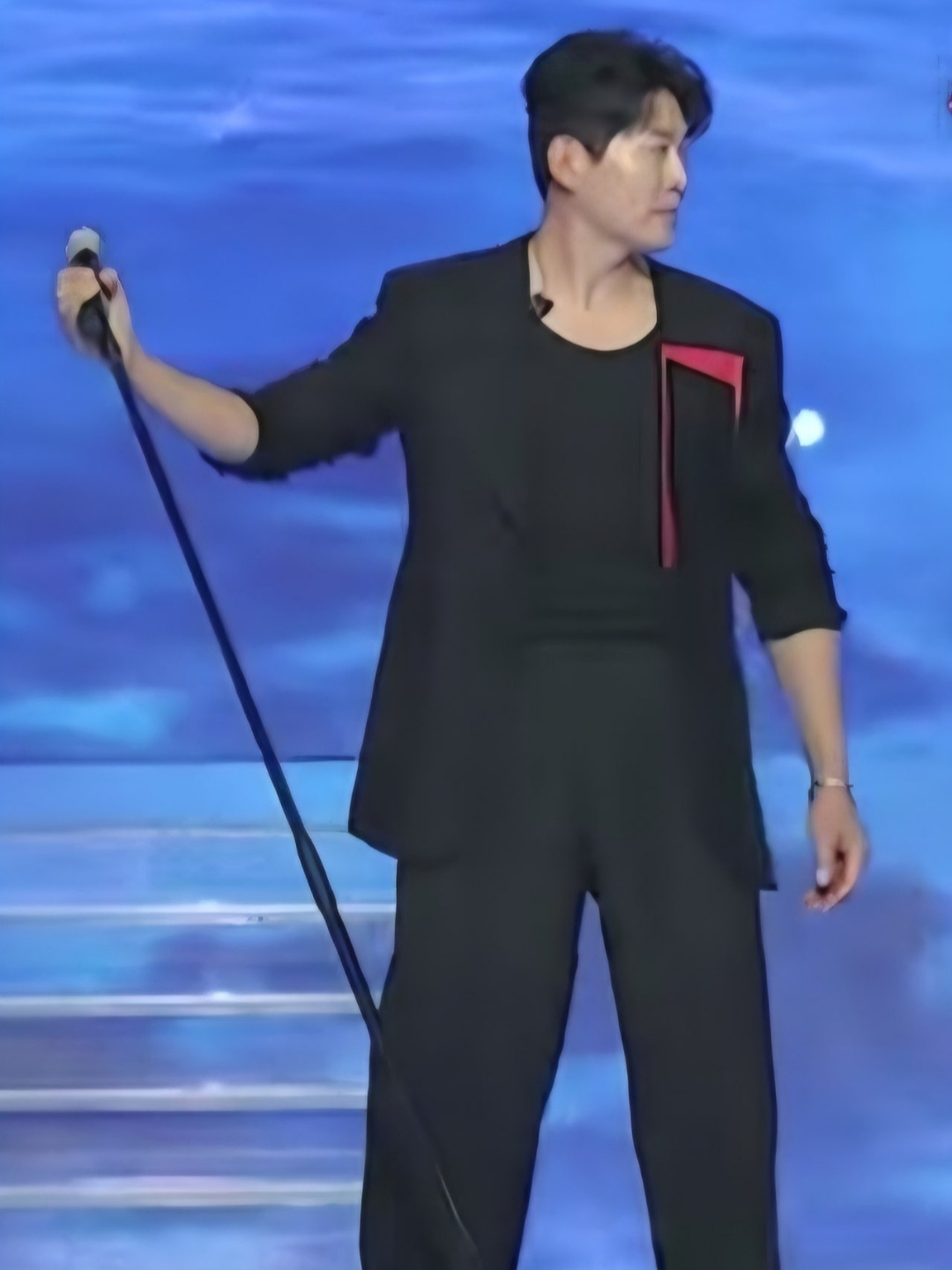 Latest photo of Kim Yongpil