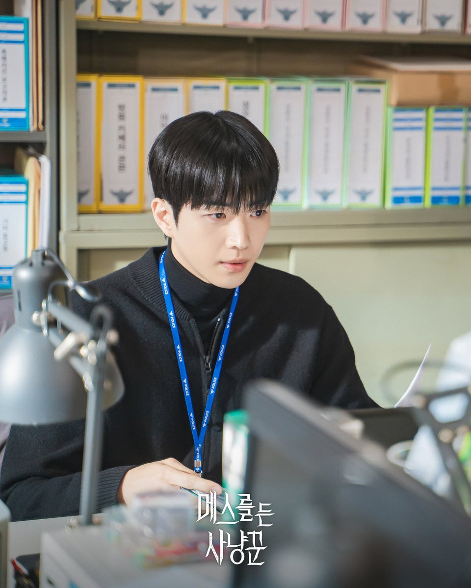 Behind-the-scenes cut of Kang Hoon