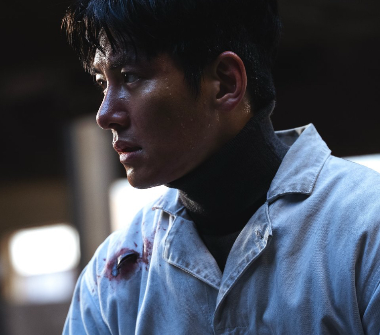 Behind-the-scenes cut of Ji Changwook