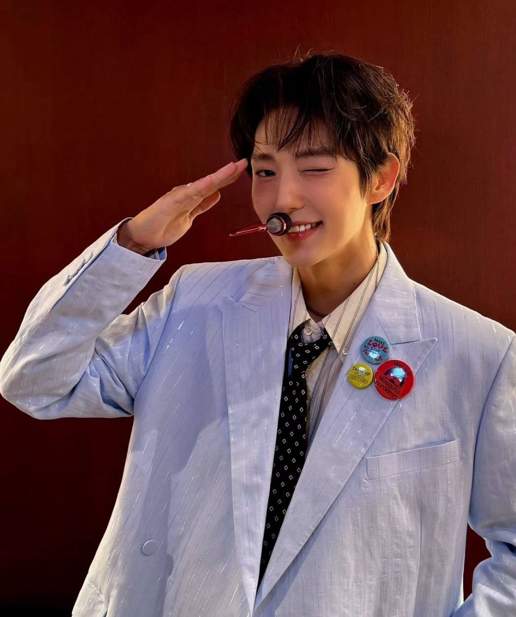 Behind-the-scenes cut of Lee Joongi