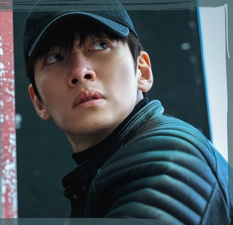 A moment captured by a fan of Ji Changwook