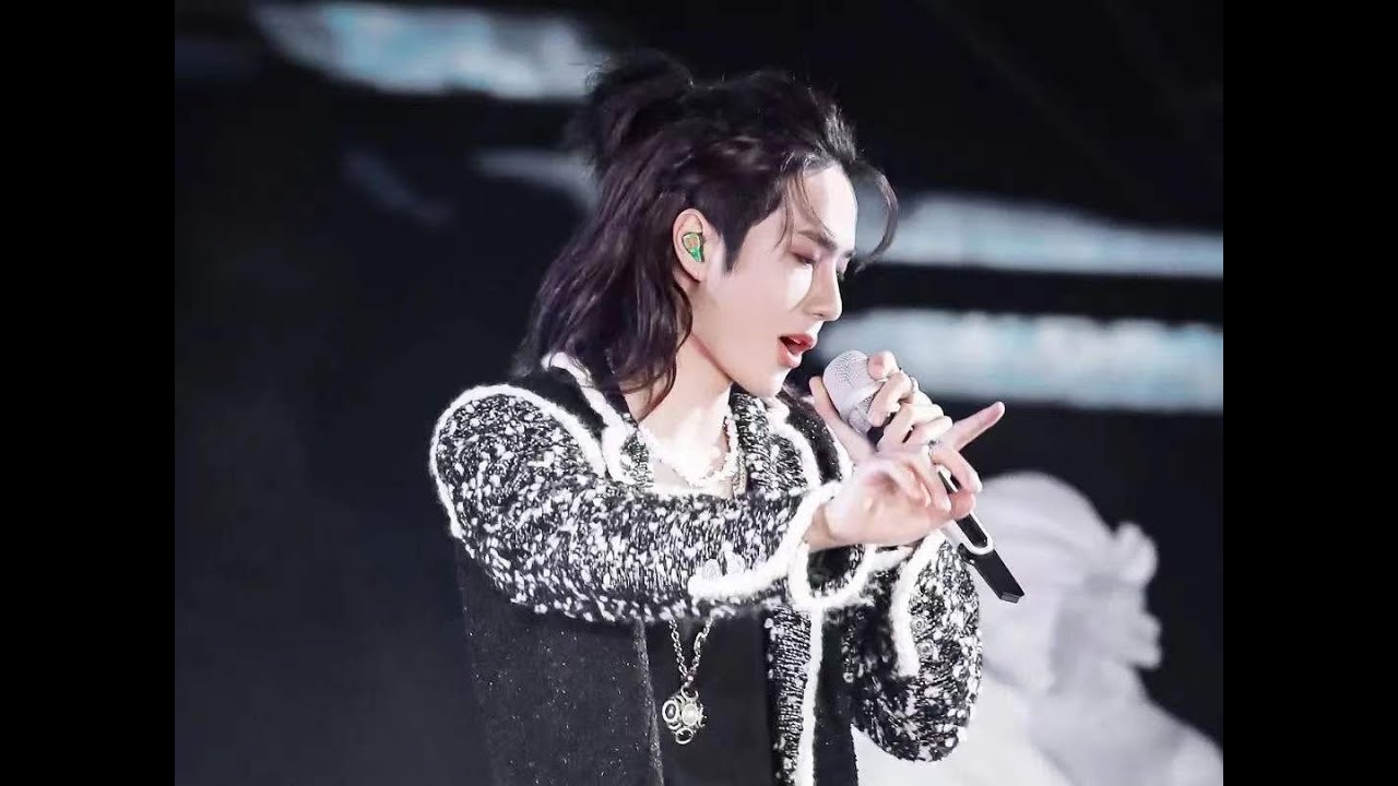 A moment captured by a fan of Wang Yibo