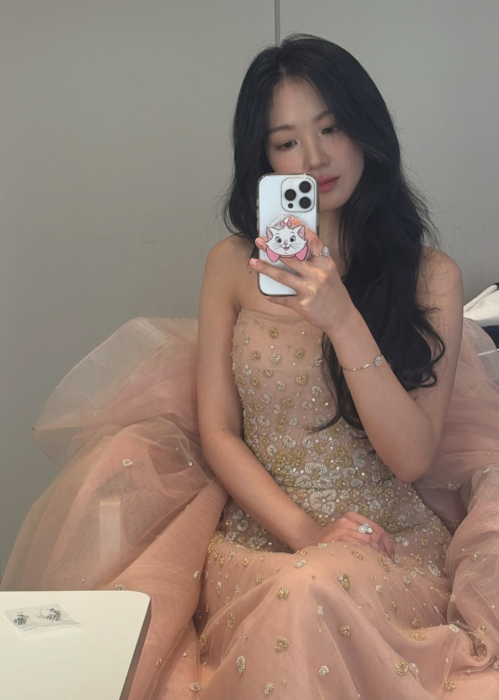 Recent activity shot of Kim Hyeyoon