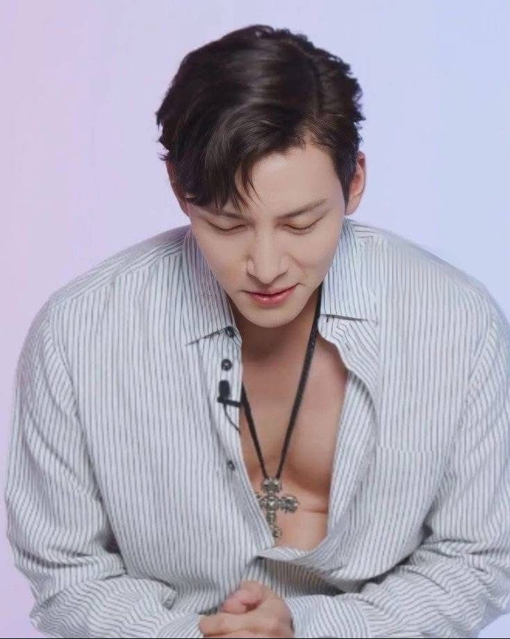 Recent activity shot of Ji Changwook