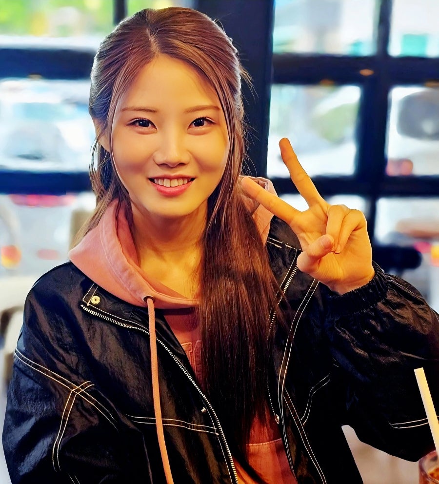 Latest photo of Bae Ahyeon
