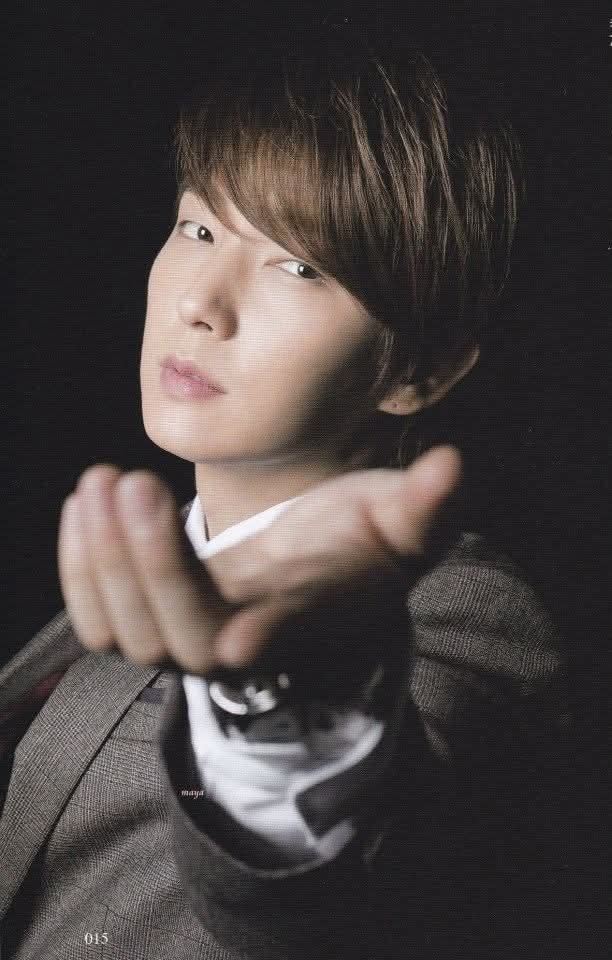 Feed komunitas selebriti terpopuler hari ini