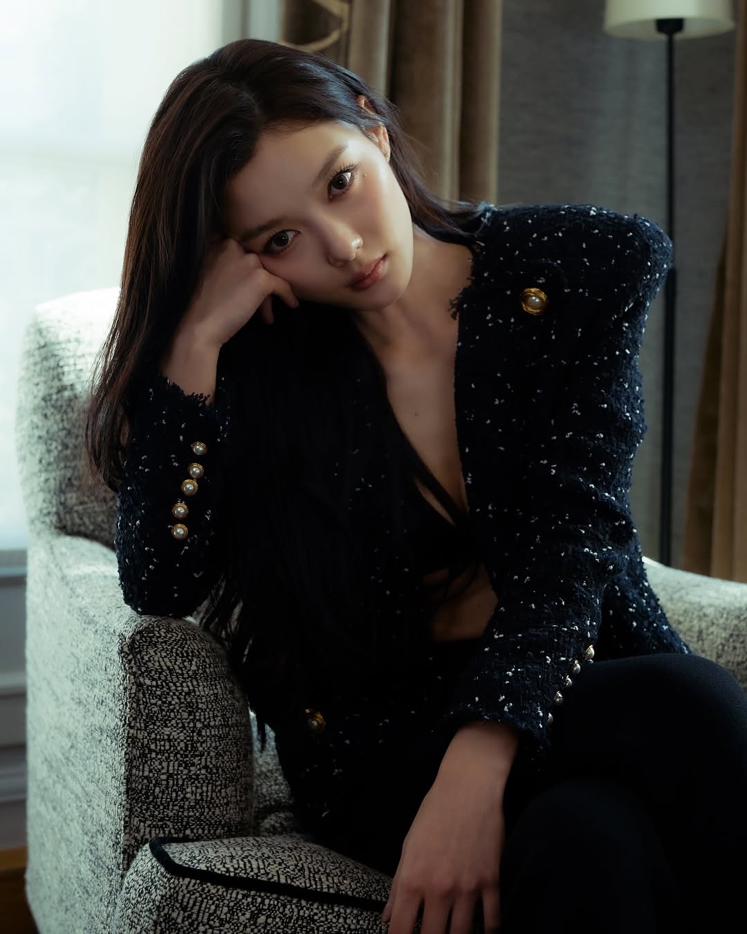 Behind-the-scenes cut of Kim Youjung
