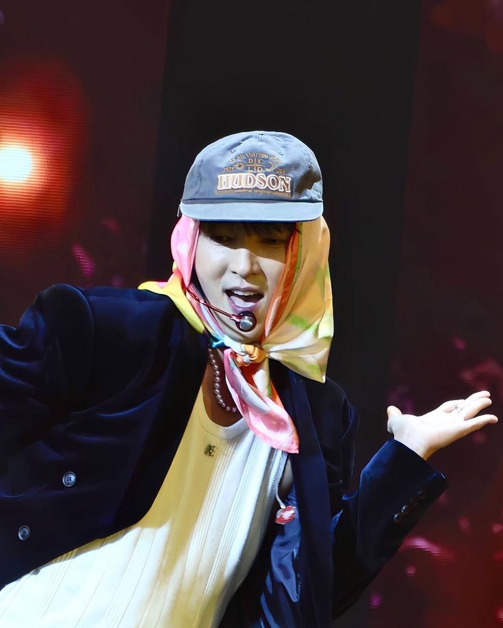 Latest photo of Lee Joongi