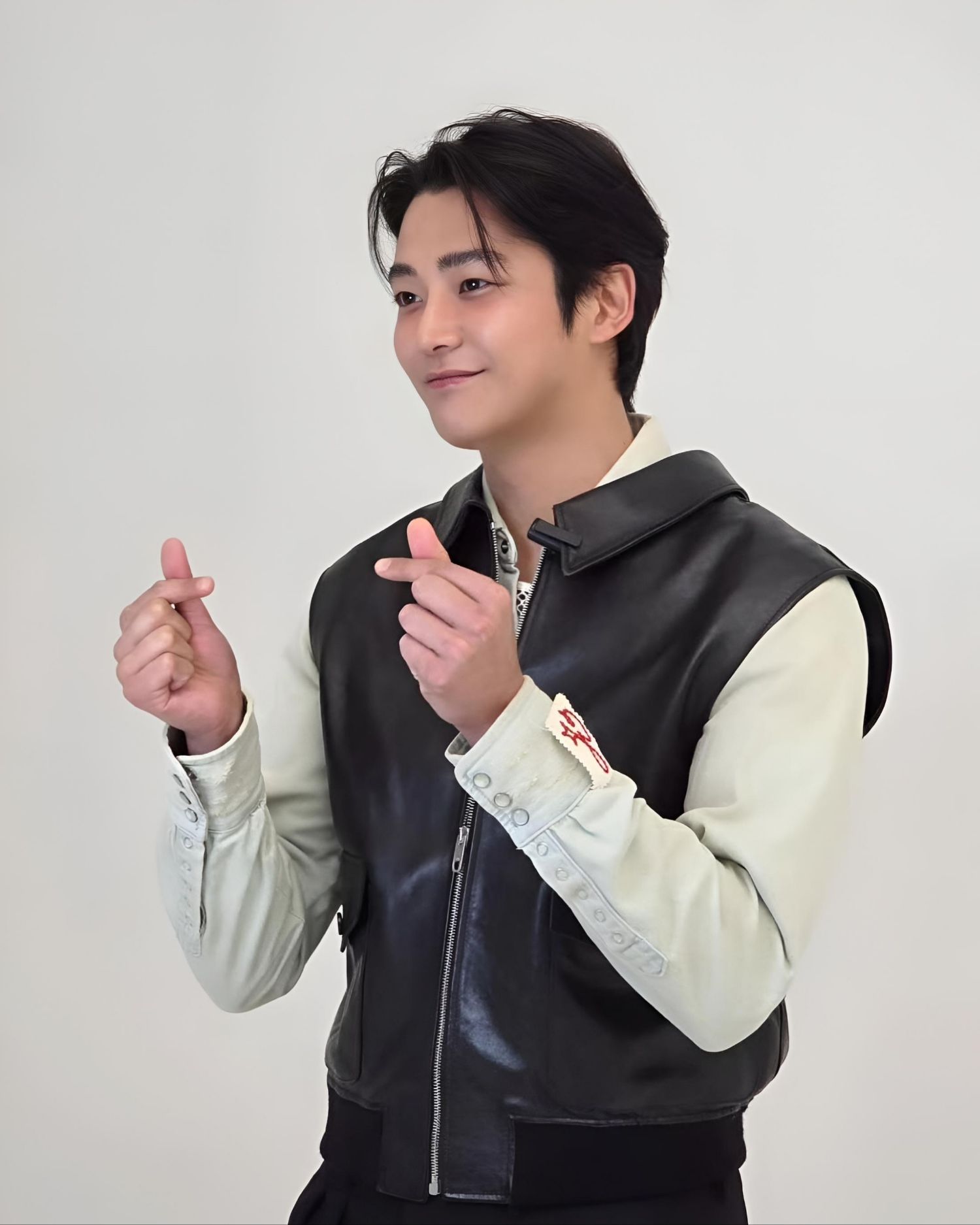 Cuplikan di balik layar dari Rowoon