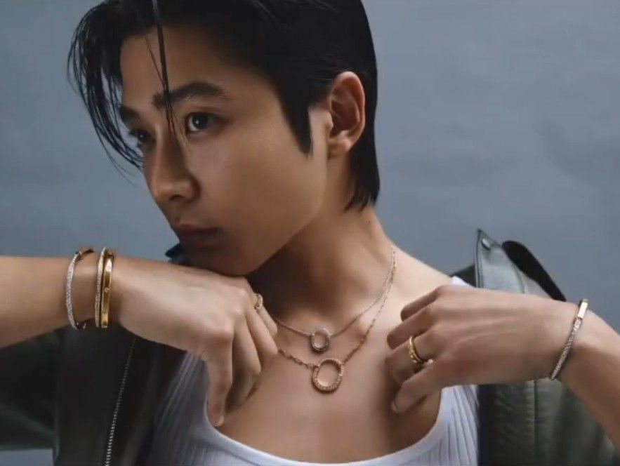 A moment captured by a fan of Rowoon