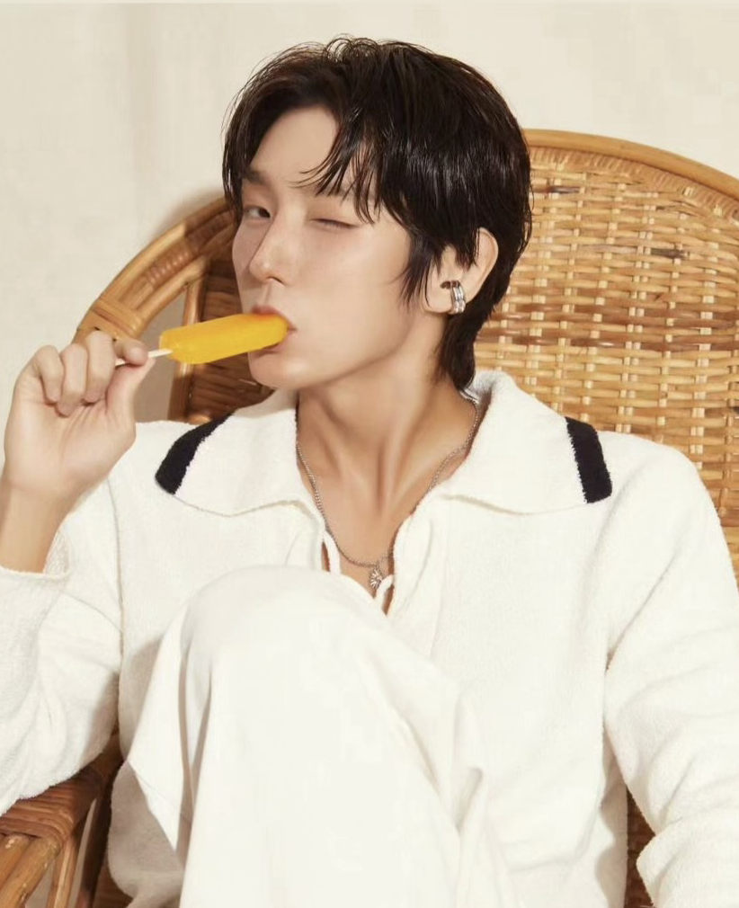 Cuplikan di balik layar dari Lee Joongi