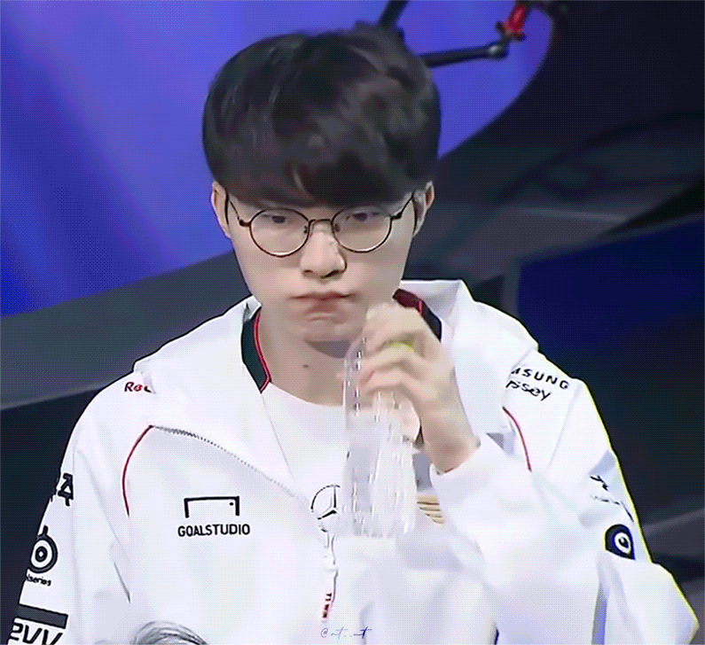 Latest photo of Faker