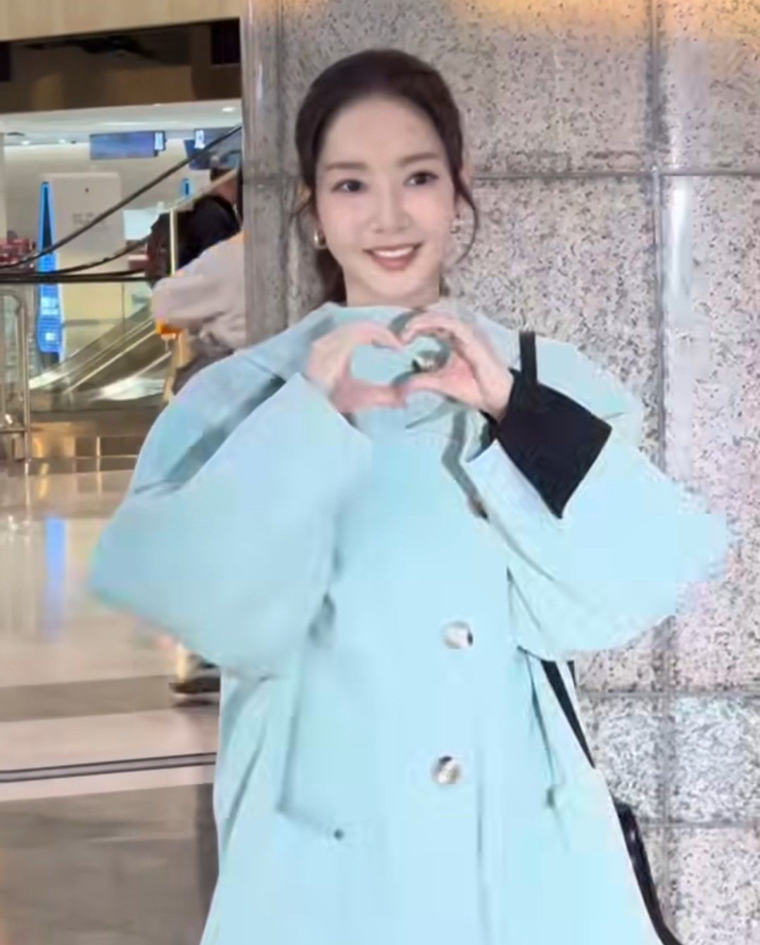 Latest photo of Park Minyoung