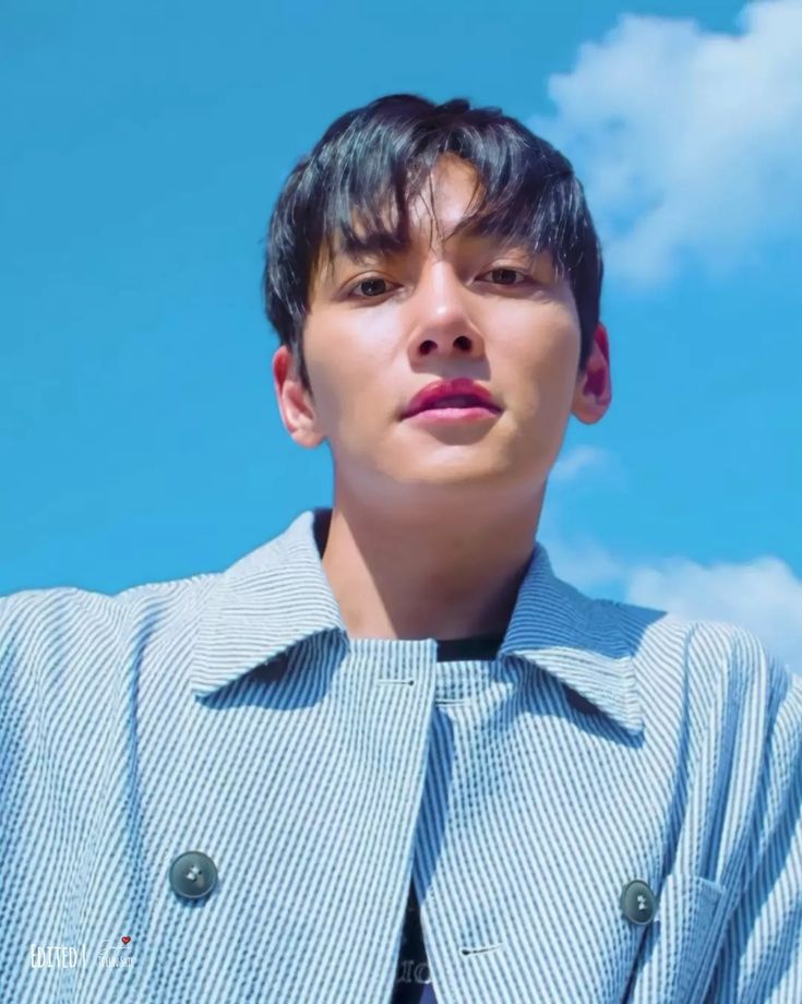 粉丝拍下的池昌旭瞬间