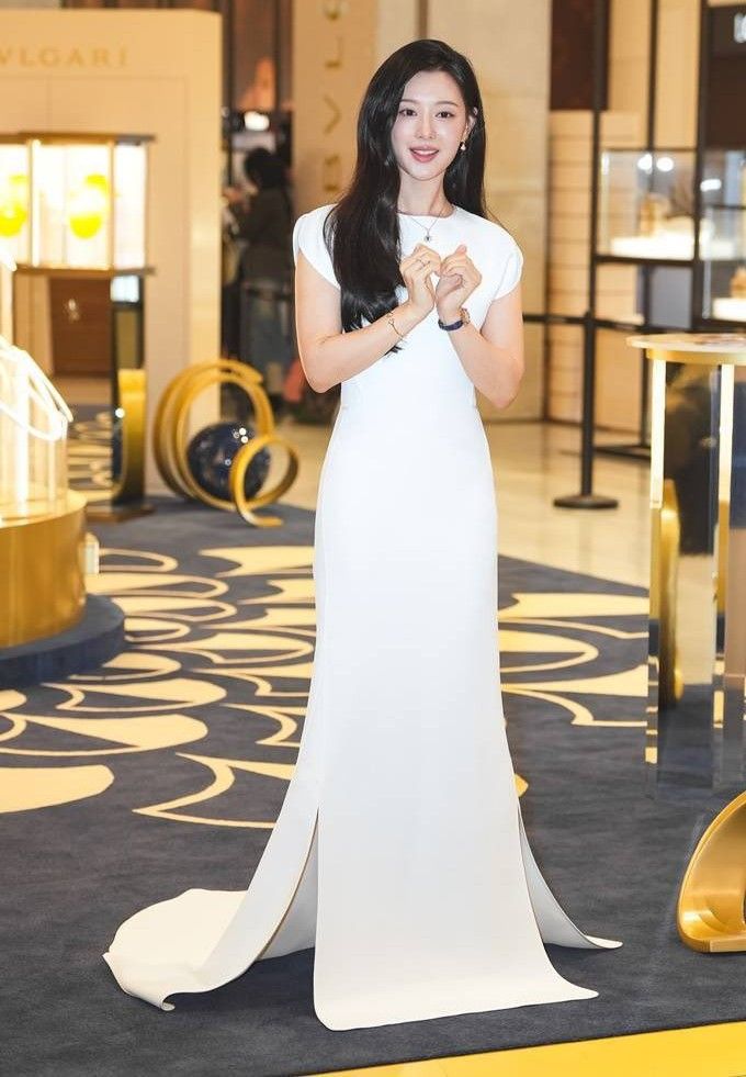 Latest photo of Kim Jiwon