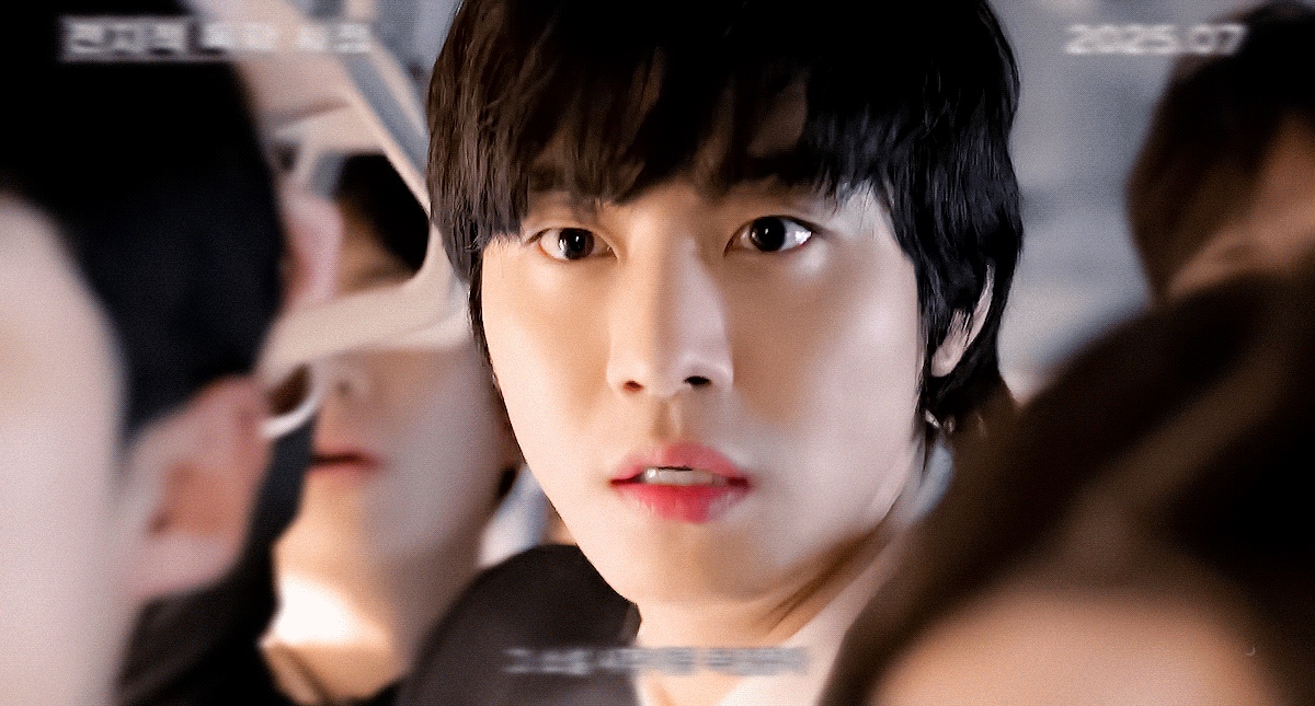 A moment captured by a fan of Ahn Hyoseop