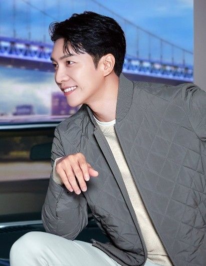 Cuplikan di balik layar dari Lee Seunggi
