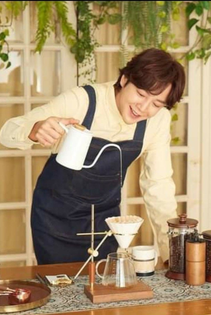 Behind-the-scenes cut of Jang Geunsuk