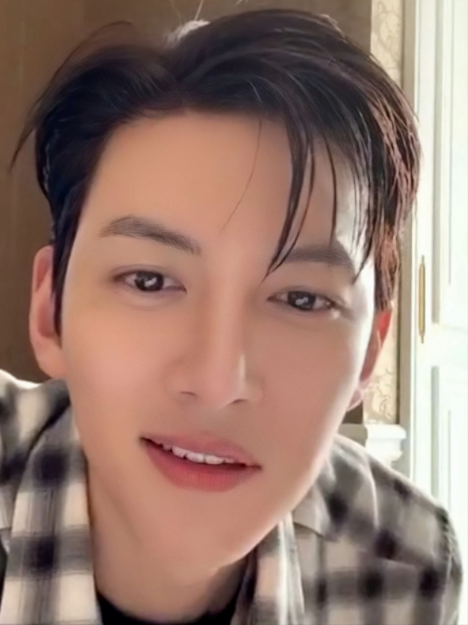 A moment captured by a fan of Ji Changwook