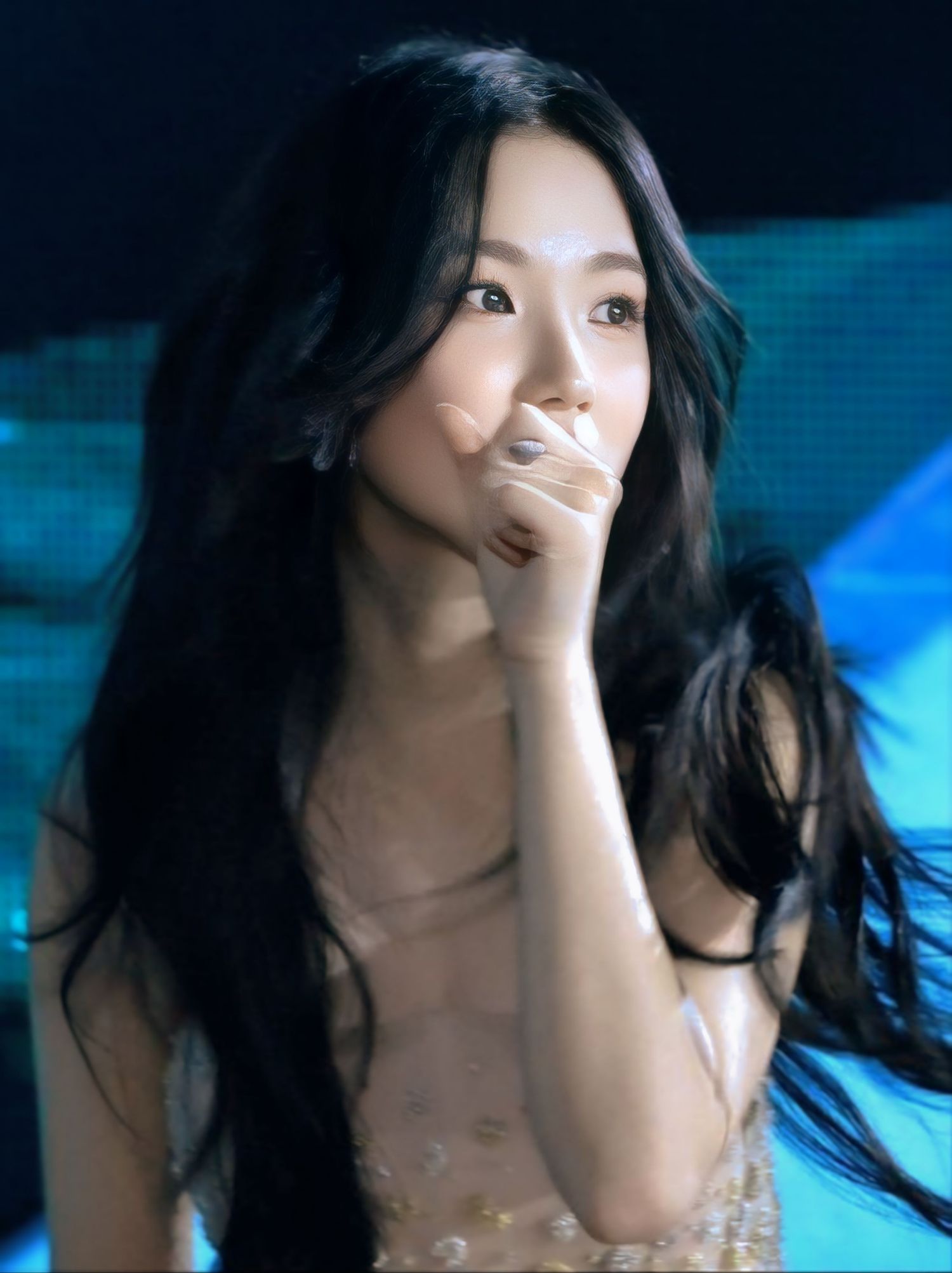 A moment captured by a fan of Kim Hyeyoon