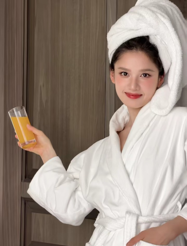 Recent activity shot of Jingyi Zhang