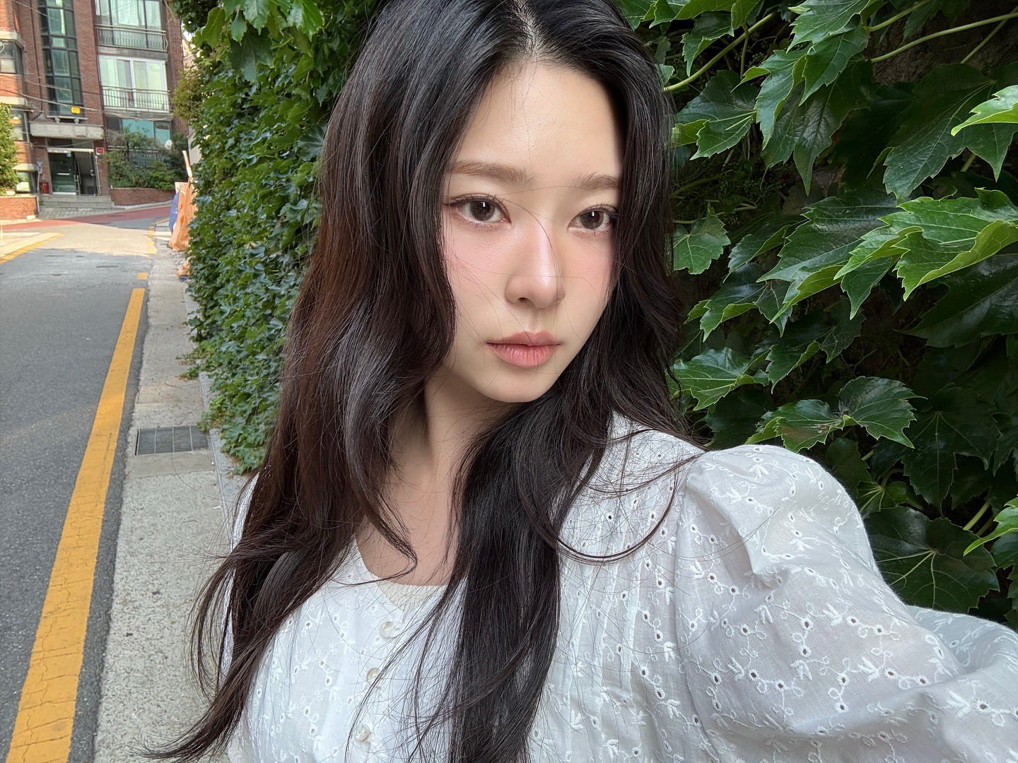 Recent activity shot of Kim Minju