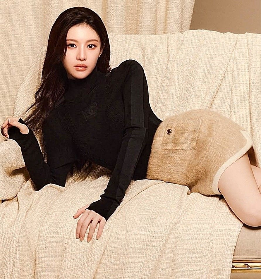 A moment captured by a fan of Go Younjung