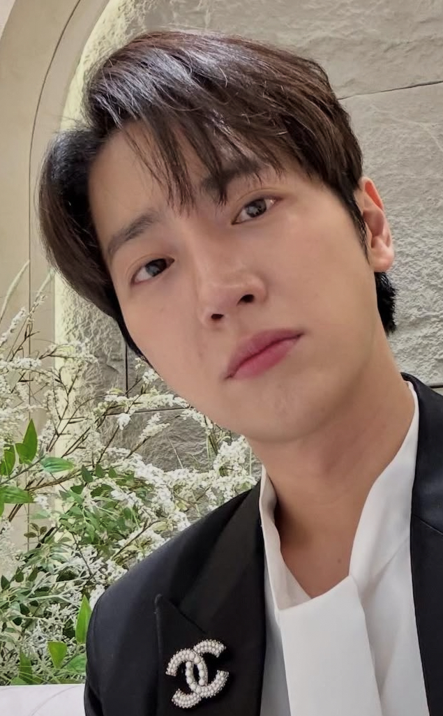 A moment captured by a fan of Lee Sangyeob