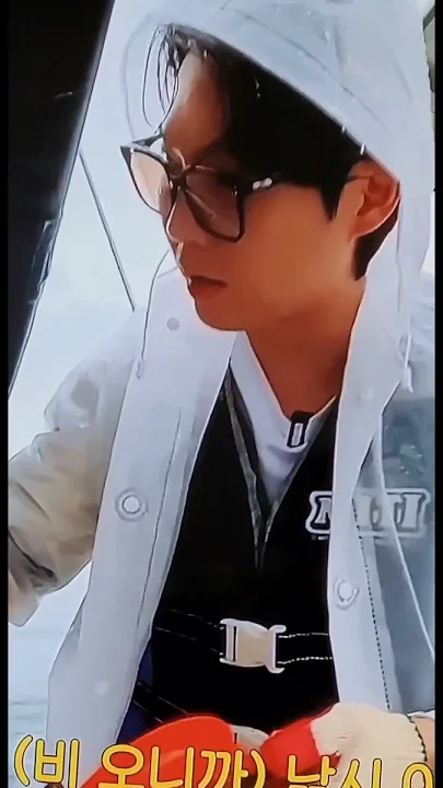A moment captured by a fan of Son Taejin