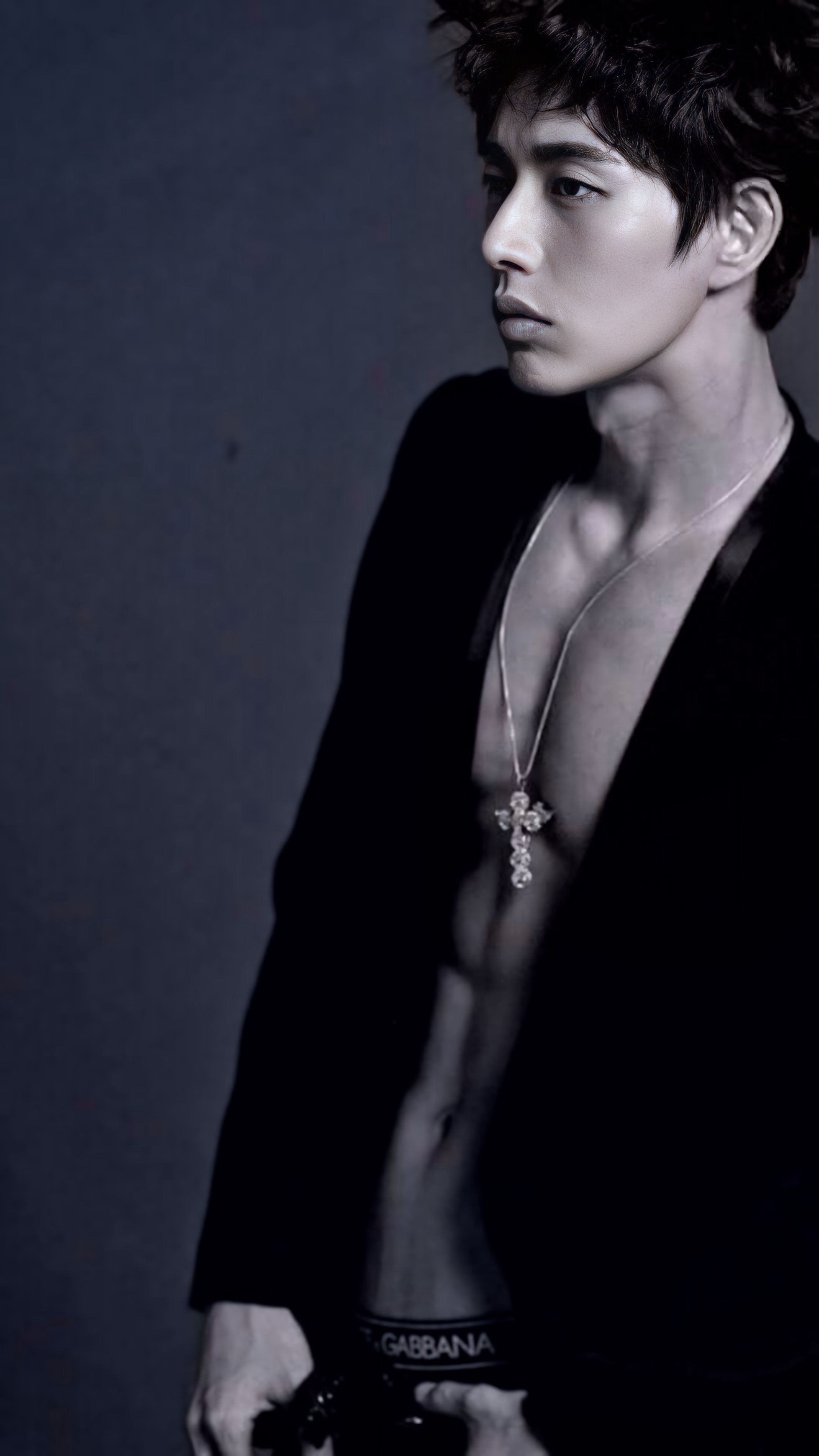 Emotional wallpaper shared by fans for Park Haejin