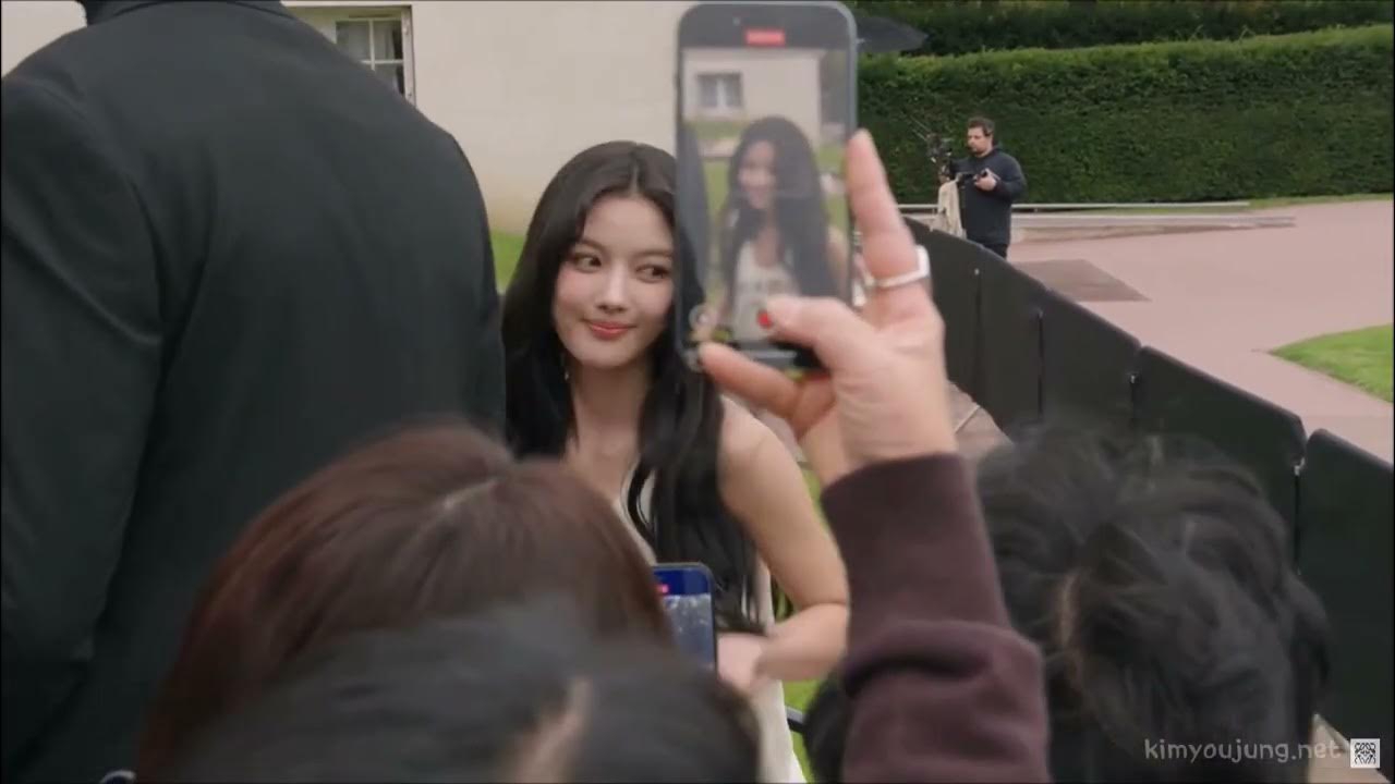 김유정 최근 활동샷