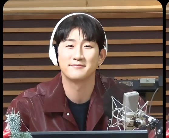 Behind-the-scenes cut of Na Sangdo