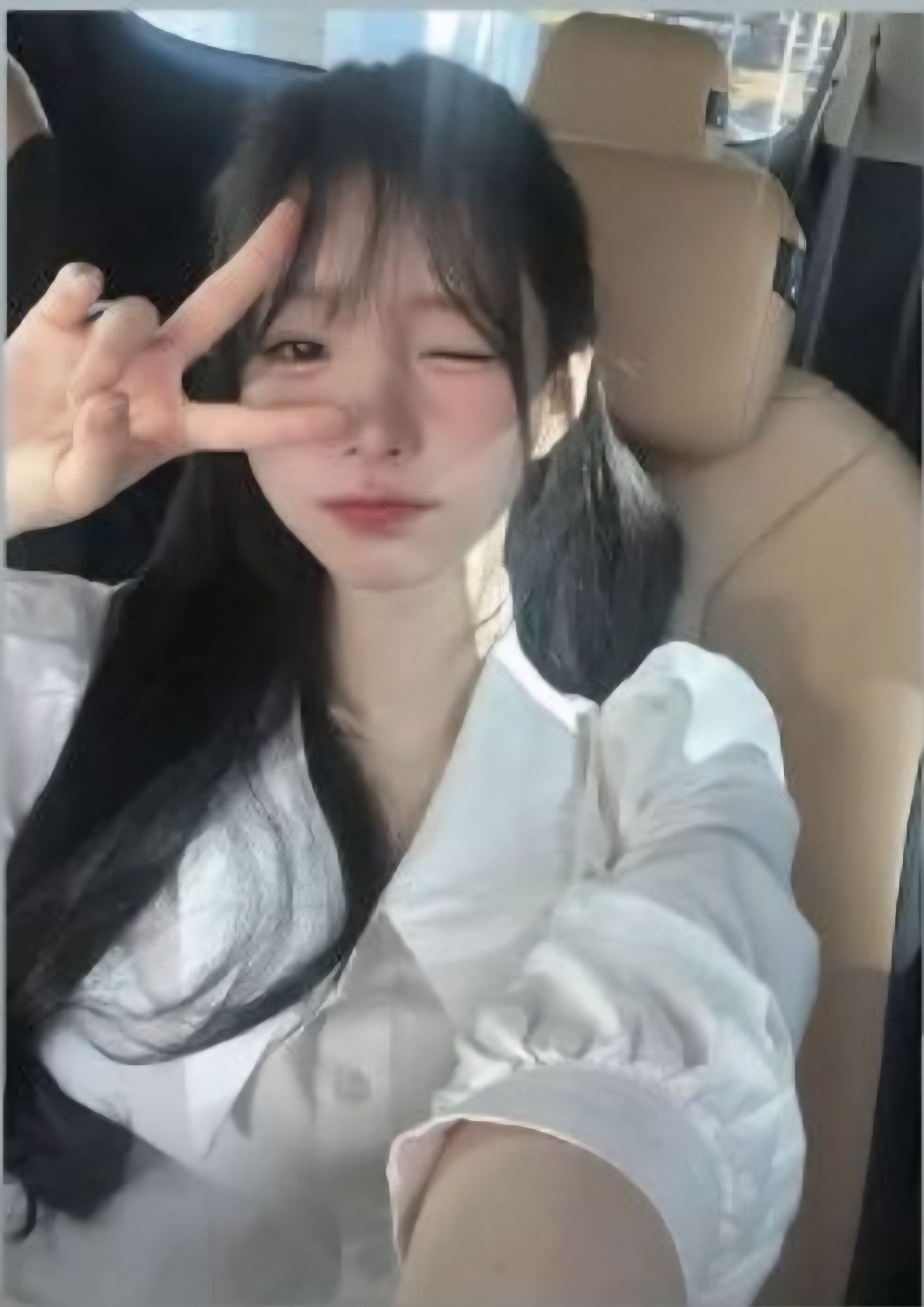 Behind-the-scenes cut of Yeon Yuri