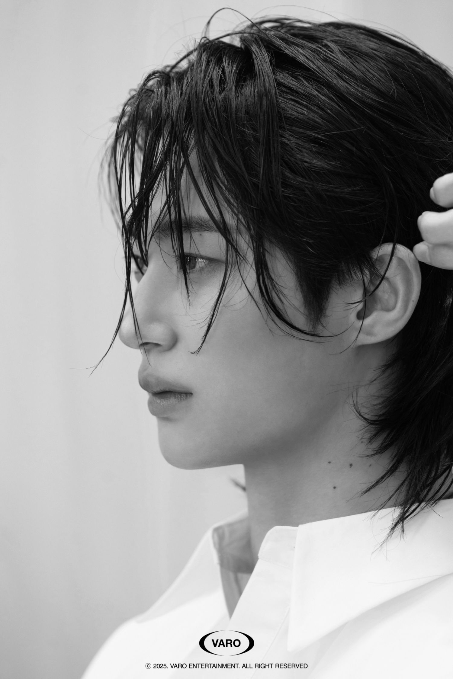 Behind-the-scenes cut of Byeon Wooseok