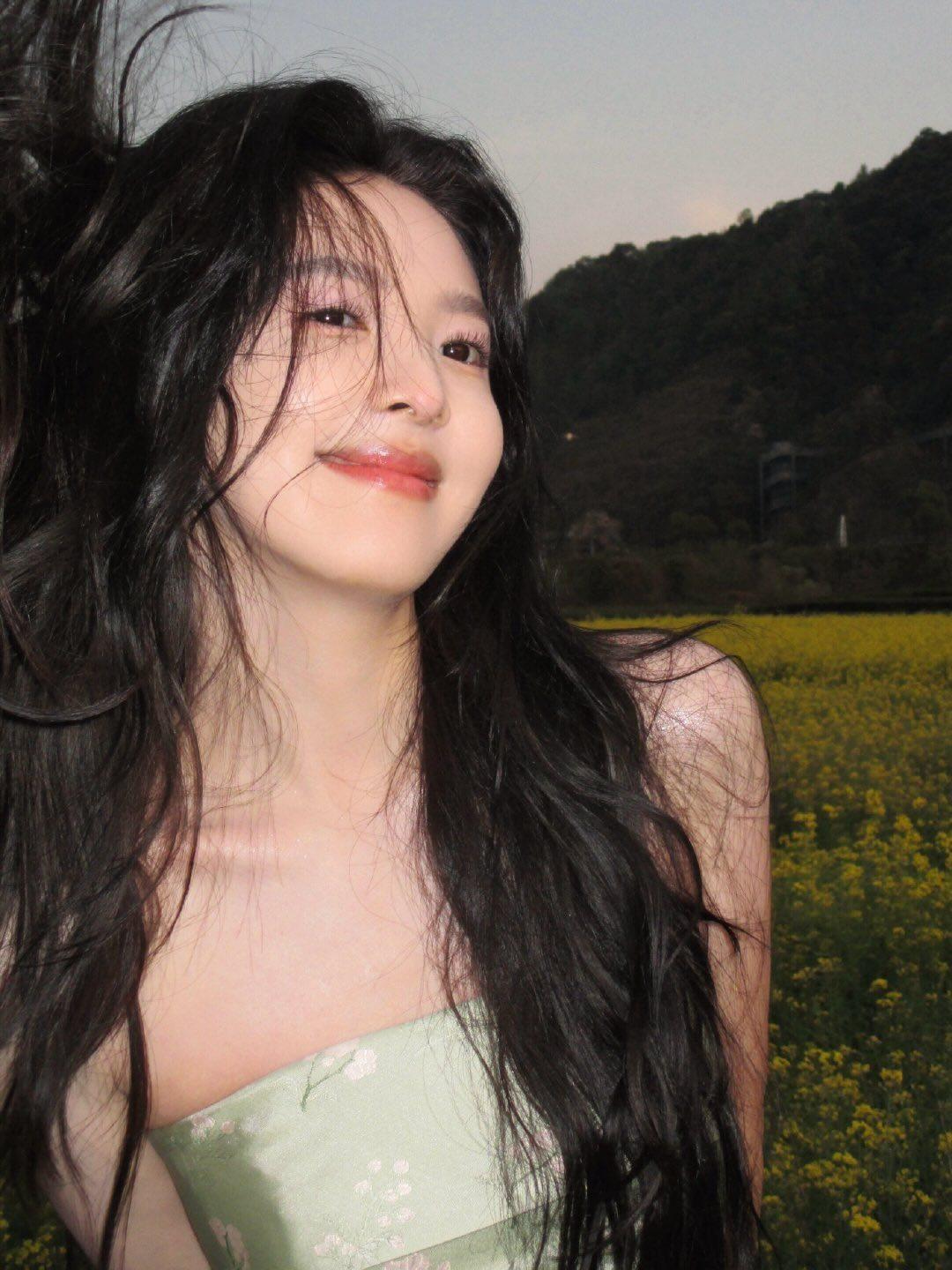 Recent activity shot of Zhang Ruonan