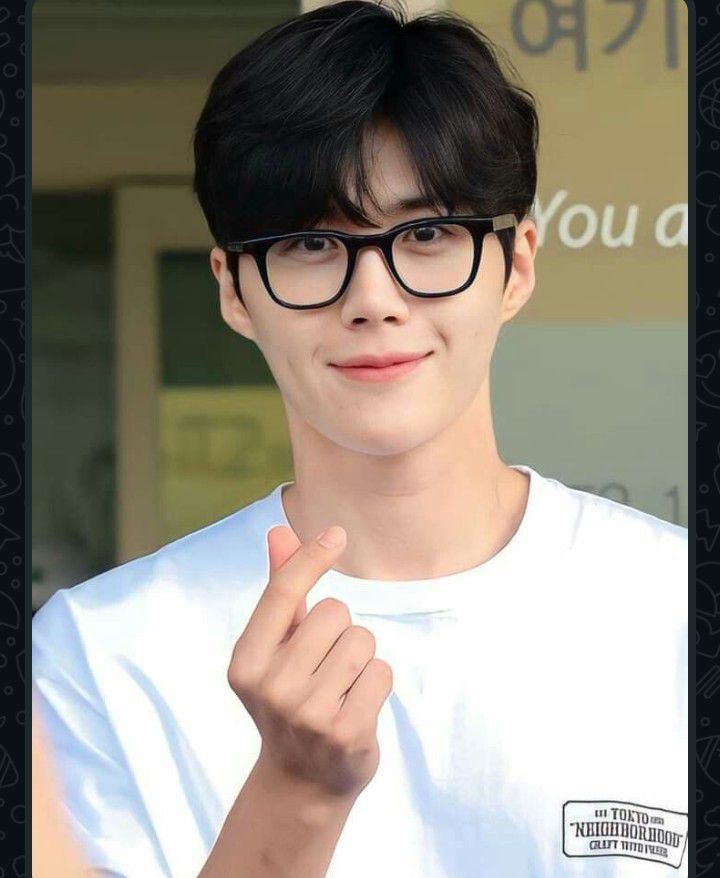 Latest photo of Kim Seonho