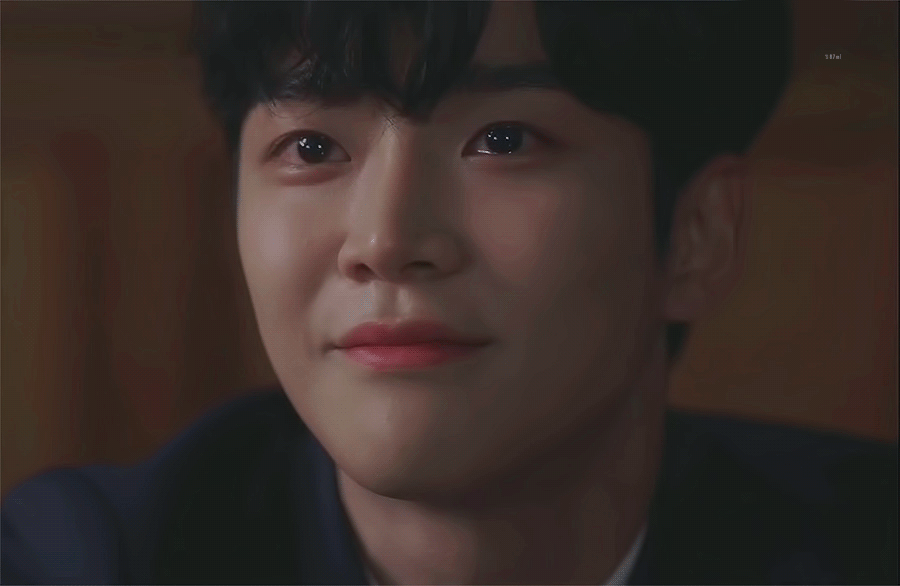로운의 최신 사진