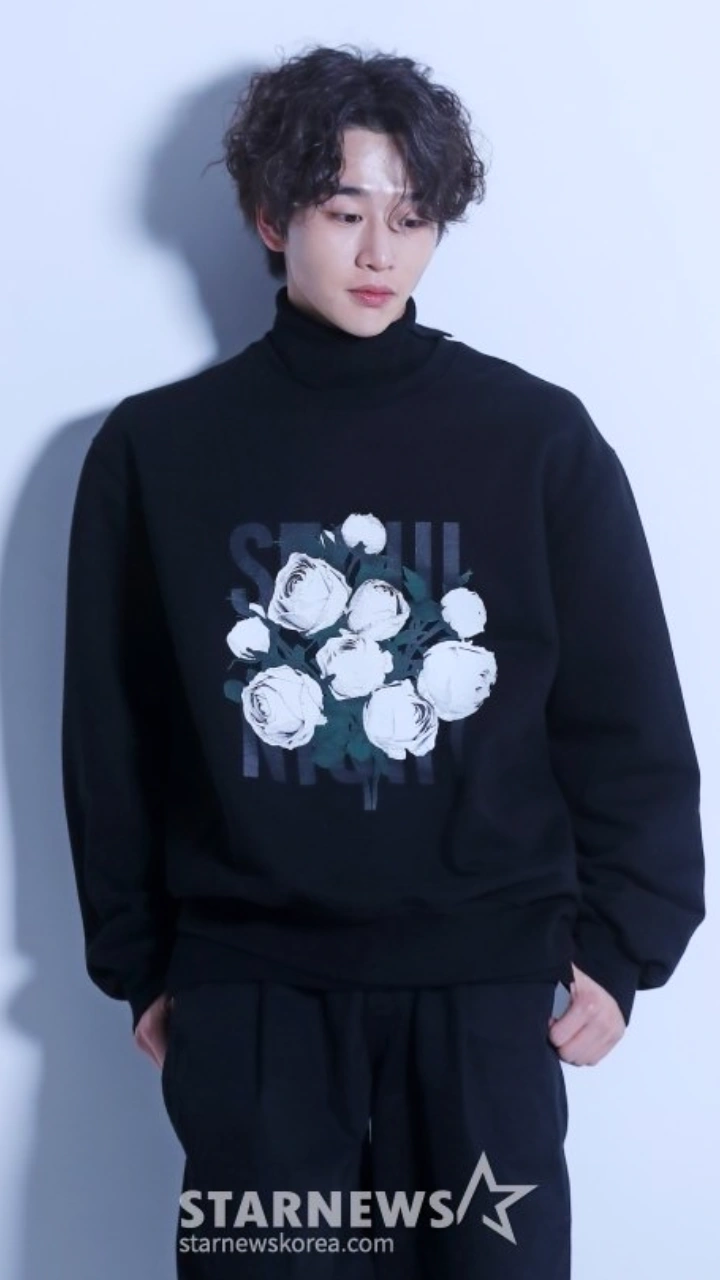 Latest photo of Kim Yoonwoo