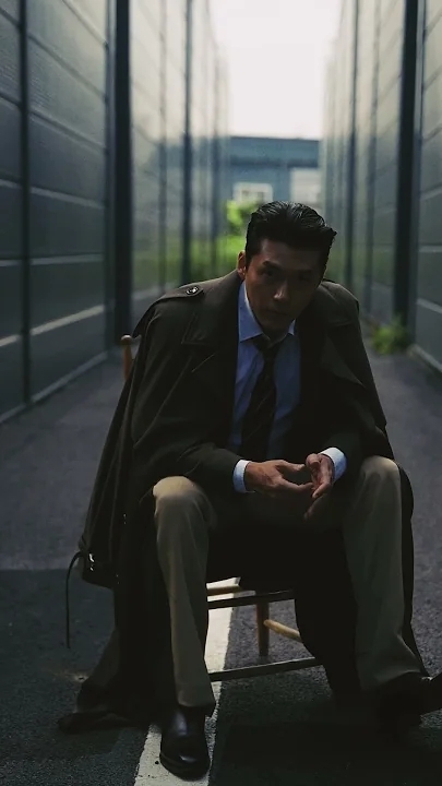 Cuplikan di balik layar dari Hyun Bin