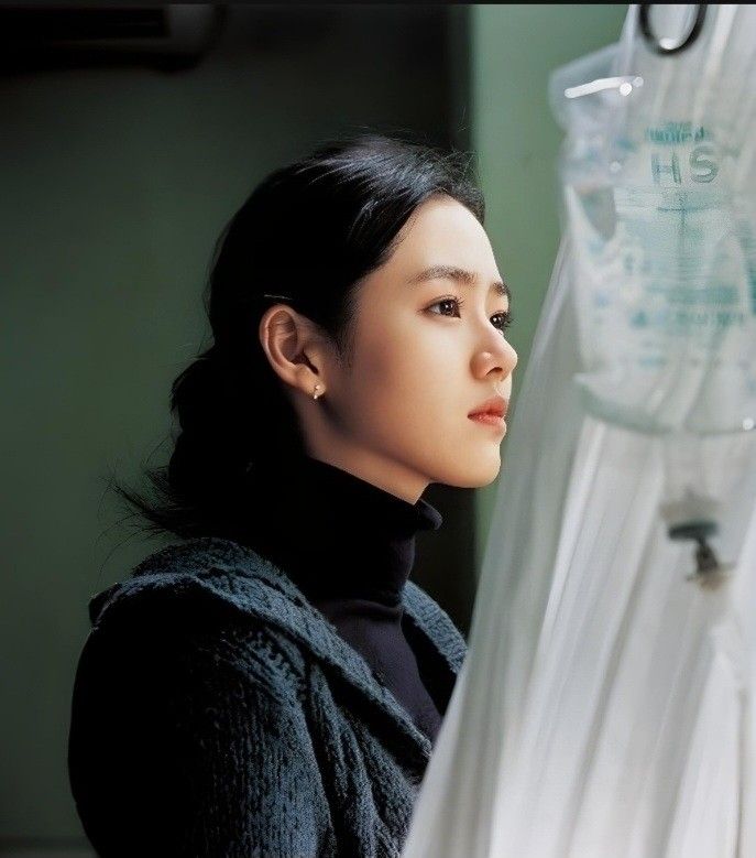 손예진 최근 활동샷